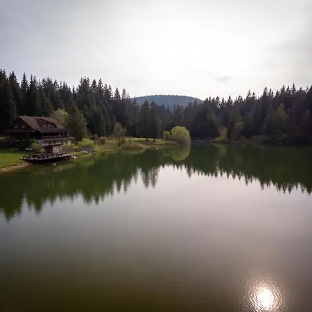 Zruby Krpáčovo Lodge *